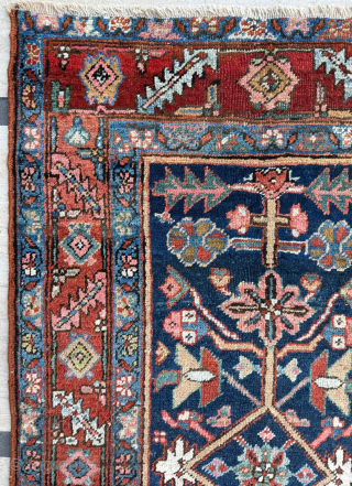 Circa 1890 
Karaca Heriz Rug
Size 96 x 160 cm.

Please send me direct mail.

emreaydin10@icloud.com

Instagram - @emreaydinrug                  