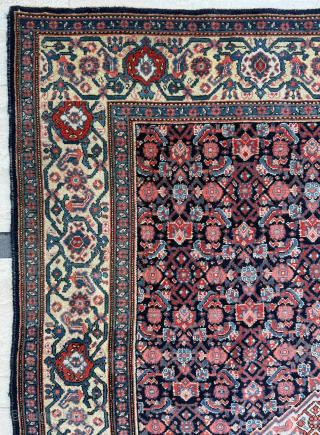 Late of the 19th century Persian Senneh Rug
Size 140 x 200 cm
Please send me direct mail.

emreaydin10@icloud.com

Instagram - @emreaydinrug               