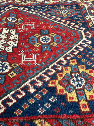 Late of the 19th century Persian Qhasqai Bagface. Size 52 x 66 cm.
Please send me direct mail.

emreaydin10@icloud.com

Instagram - @emreaydinrug
              