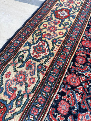 Late of the 19th century Persian Senneh Rug
Size 140 x 200 cm
Please send me direct mail.

emreaydin10@icloud.com

Instagram - @emreaydinrug               