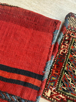 Circa 1880 Pair Luri Bags, size 23 x 23 and 24 x 24 cm. Please send me direct mail.
emreaydin10@icloud.com
Instagram - @emreaydinrug