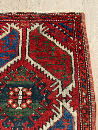 Circa 1850 Konya Yastık, size 58 x 82 cm. Please send me direct mail.
emreaydin10@icloud.com
Instagram - @emreaydinrug