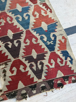 Circa 1840 Sivrihisar Kilim Fragment, Size 65 x 135 cm. Please send me direct mail.

emreaydin10@icloud.com

Instagram - @emreaydinrug                