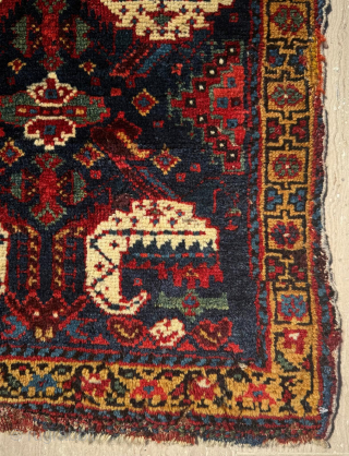 Khamse Bagface Circa 1870
Size 54 x 54 cm.
Please send me direct mail.

emreaydin10@icloud.com

Instagram - @emreaydinrug 
                  