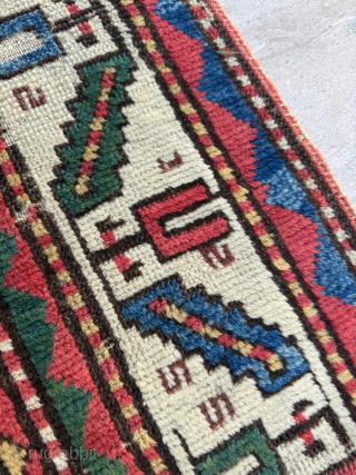Mid 19th century Kazak Prayer Rug, size 105 x 180 cm. Please send me direct mail.
emreaydin10@icloud.com
Instagram - @emreaydinrug