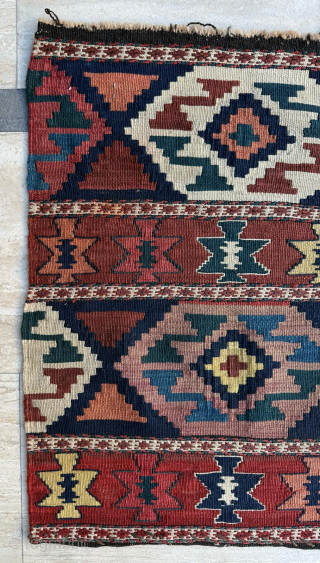 Late of the 19th century Shahsevan bagfaces
 Size - Left 50 x 60 cm - Right 50 x 62 cm
 Please send me direct mail
 emreaydin10@icloud.com 
Instagram - @emreaydinrug
    