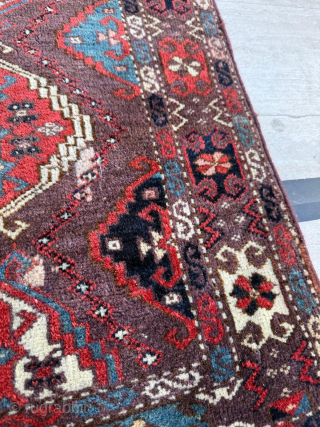 Antique Chodor Chuval
Circa 1860 
Size 73 x 105 cm
It's a good piece according to the group it belongs to. It has great vibrant colors

Please send me direct mail.

emreaydin10@icloud.com

Instagram - @emreaydinrug 
  