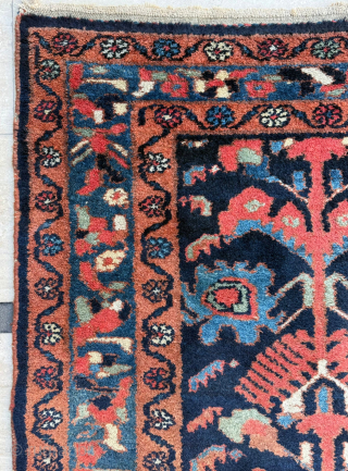 Circa 1900 Hamadan Rug
Great condition , size 100 x 190 cm 
Please send me direct mail.

emreaydin10@icloud.com

Instagram - @emreaydinrug               