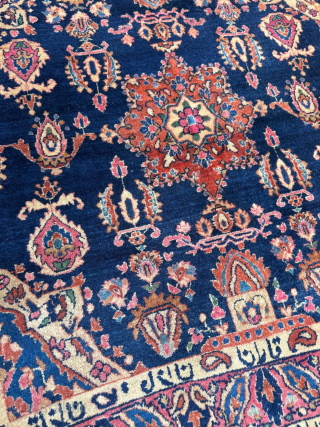 Late of the 19th Century American Sarouk Rug. Square size 123 x 123 cm. 
Please send me direct mail.

emreaydin10@icloud.com

Instagram - @emreaydinrug            