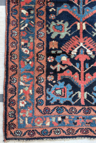 Circa 1900 Hamadan Rug
Great condition , size 100 x 190 cm 
Please send me direct mail.

emreaydin10@icloud.com

Instagram - @emreaydinrug               