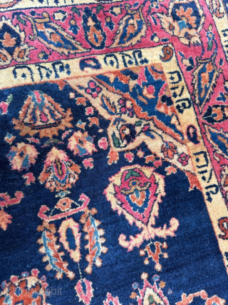 Late of the 19th Century American Sarouk Rug. Square size 123 x 123 cm. 
Please send me direct mail.

emreaydin10@icloud.com

Instagram - @emreaydinrug            