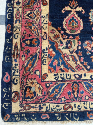 Late of the 19th Century American Sarouk Rug. Square size 123 x 123 cm. 
Please send me direct mail.

emreaydin10@icloud.com

Instagram - @emreaydinrug            
