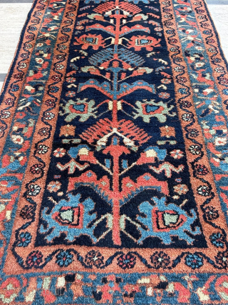 Circa 1900 Hamadan Rug
Great condition , size 100 x 190 cm 
Please send me direct mail.

emreaydin10@icloud.com

Instagram - @emreaydinrug               