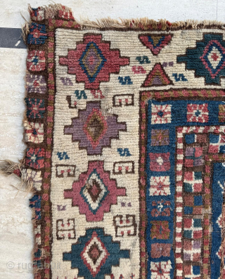 18th Century Bordjalou Design , Anatolian Fragment 
Size 130 x 205 cm
Please send me direct mail.

emreaydin10@icloud.com

Instagram - @emreaydinrug               