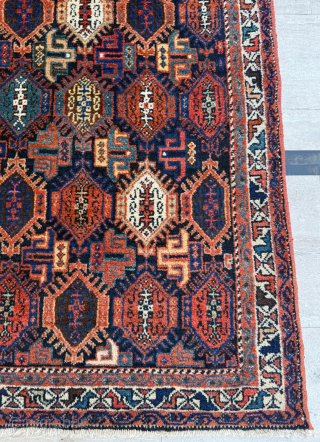 Late of the 19th century Persian Afshar Rug. Size 126 x 146 cm.
Please send me direct mail.

emreaydin10@icloud.com

Instagram - @emreaydinrug              