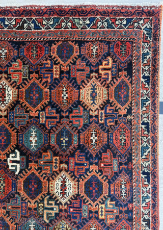 Late of the 19th century Persian Afshar Rug. Size 126 x 146 cm.
Please send me direct mail.

emreaydin10@icloud.com

Instagram - @emreaydinrug              