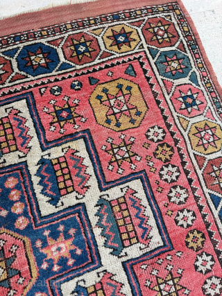 Circa 1870 Anatolian Bergama Rug. Size 145 x 190 cm. Please send me direct mail.

emreaydin10@icloud.com

Instagram - @emreaydinrug                