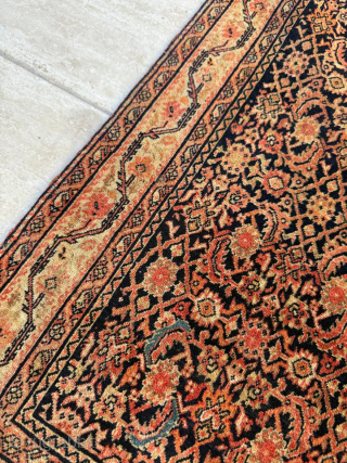 Late 19th century Persian Fereghan Rug. Thin quality. Size 114 x 197 cm. Please send me direct mail.

emreaydin10@icloud.com

Instagram - @emreaydinrug             