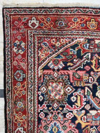 Circa 1900 Mahal Rug, good condition. Size 130 x 210 cm. Please send me direct mail.

emreaydin10@icloud.com

Instagram - @emreaydinrug               