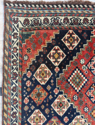 Late 19th century Persian Qhasqai Rug. Size 105 x 155 cm.
Please send me direct mail.

emreaydin10@icloud.com

Instagram - @emreaydinrug                