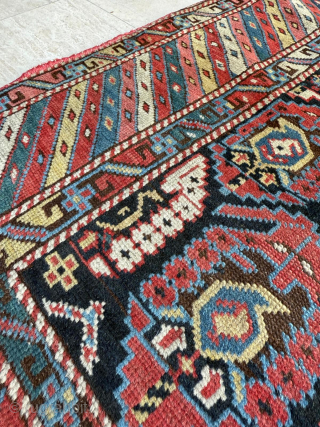 Late of the 19th century Shirvan rug. Size 115 x 140 cm. 
Please send me direct mail.

emreaydin10@icloud.com

Instagram - @emreaydinrug              