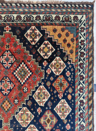 Late 19th century Persian Qhasqai Rug. Size 105 x 155 cm.
Please send me direct mail.

emreaydin10@icloud.com

Instagram - @emreaydinrug                