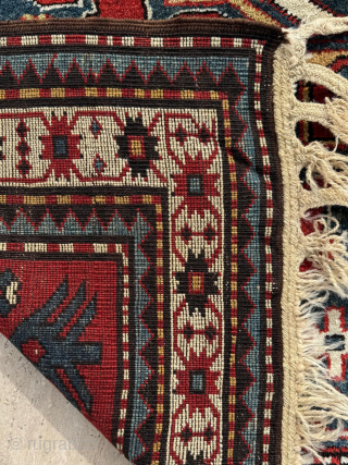 Circa 1870 Cloudband rug, size 145 x 185 cm. Please send me direct mail.

emreaydin10@icloud.com

Instagram - @emreaydinrug                 