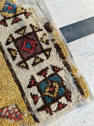 18th Century Cappadocia Fragment Size 108 x 115 cm. Please send me direct mail.

emreaydin10@icloud.com

Instagram - @emreaydinrug 

                