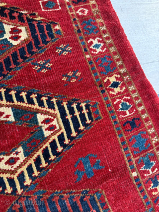 Mid 19th century Turkman Ersari Chuval, Size 90 x 144 cm. Please send me direct mail.

emreaydin10@icloud.com

Instagram - @emreaydinrug               