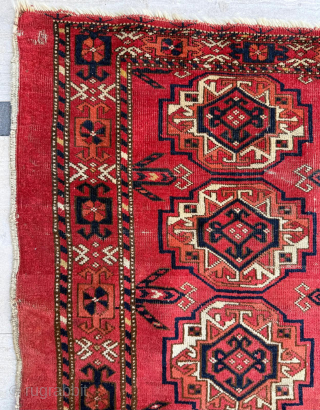 Circa 1860s Turkman Tekke Chuval, Size 100 x 146 cm. Please send me direct mail.

emreaydin10@icloud.com

Instagram - @emreaydinrug                