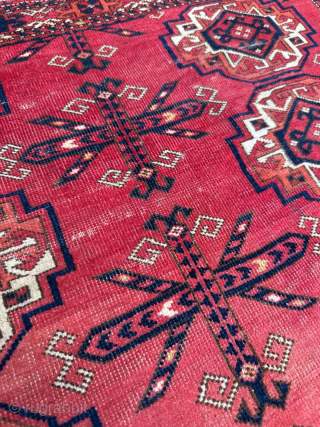 Circa 1860s Turkman Tekke Chuval, Size 100 x 146 cm. Please send me direct mail.

emreaydin10@icloud.com

Instagram - @emreaydinrug                