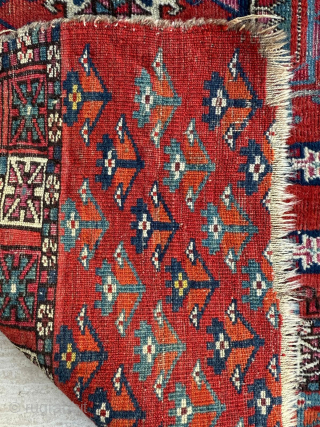 Early 19th century Turkman Tekke Chuval. Size 70 x 117 cm. Please send me direct mail.

emreaydin10@icloud.com

Instagram - @emreaydinrug               