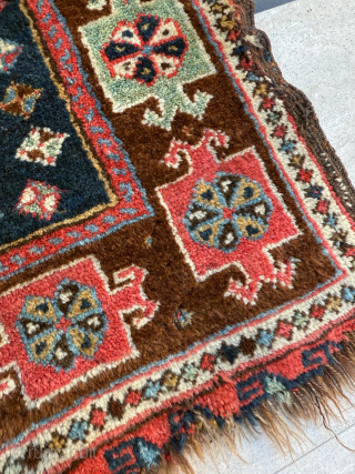 Circa 1870 Shahsevan Wool Bagface. Size 56 x 48 cm. Please send me direct mail.

emreaydin10@icloud.com

Instagram - @emreaydinrug                
