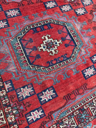 Early 19th century Turkman Tekke Chuval. Size 70 x 117 cm. Please send me direct mail.

emreaydin10@icloud.com

Instagram - @emreaydinrug               
