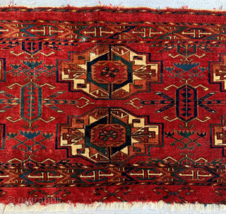 Circa 1800 Six Gul Tekke Torba, size 40 x 108 cm. Please send me direct mail.
emreaydin10@icloud.com
Instagram - @emreaydinrug