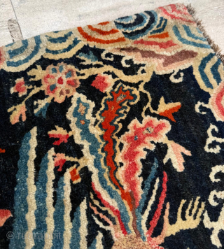 19th Century Tibetian Bag, Great condition. size 59 x 80 cm. Please send me directl mail.

emreaydin10@icloud.com

İnstagram - @emreaydinrug               