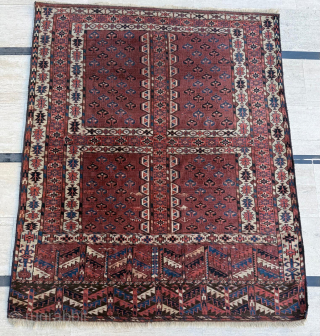 Mid 19th Century Yomud Engsi , size 140 x 170 cm. Please send me direct mail.
emreaydin10@icloud.com
Instagram - @emreaydinrug