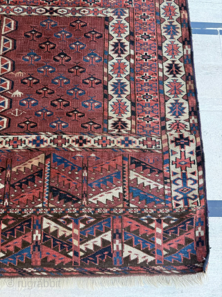 Mid 19th Century Yomud Engsi , size 140 x 170 cm. Please send me direct mail.
emreaydin10@icloud.com
Instagram - @emreaydinrug