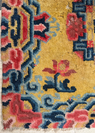 19th century Chinese Bag. Size 66 x 72 cm. Please send me direct mail.
emreaydin10@icloud.com
Instagram - @emreaydinrug