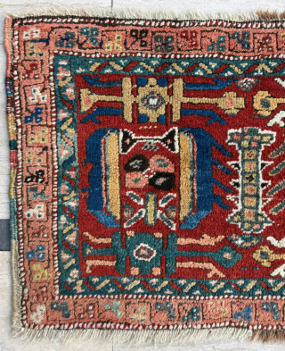 Late 19th century Heriz Yastık, Size 48 x 109 cm. Please send me direct mail.

emreaydin10@icloud.com

Instagram - @emreaydinrug                