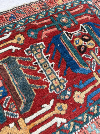 Late 19th century Heriz Yastık, Size 48 x 109 cm. Please send me direct mail.

emreaydin10@icloud.com

Instagram - @emreaydinrug                