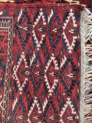 Late 19th century Tekke Chuval. Size 68 x 123 cm. Please send me direct mail.
emreaydin10@icloud.com
Instagram - @emreaydinrug