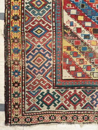 Late 19th Century Gendje Rug, size 133 x 155 cm. Please send me direct mail.

emreaydin10@icloud.com

Instagram - @emreaydinrug                