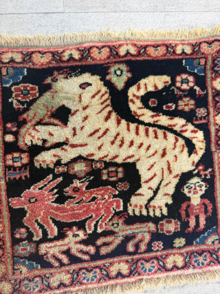 Circa 1890 Couple Bidjar Bags, great condition, size 38 x 38 cm ( Same size ) Please send me direct mail.

emreaydin10@icloud.com

Instagram - @emreaydinrug          