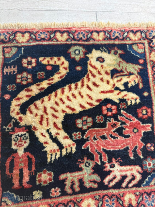 Circa 1890 Couple Bidjar Bags, great condition, size 38 x 38 cm ( Same size ) Please send me direct mail.

emreaydin10@icloud.com

Instagram - @emreaydinrug          