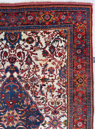 Late 19th century Bidjar Rug. Has a great white background. Size 135 x 195 cm. Please send me direct mail.
emreaydin10@icloud.com
Instagram - @emreaydinrug
