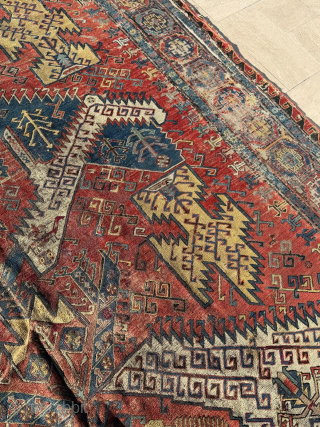 Mid 19th century Dragon Sumac Carpet. Size 220 x 310 cm. Please send me direct mail.
emreaydin10@icloud.com
Instagram - @emreaydinrug