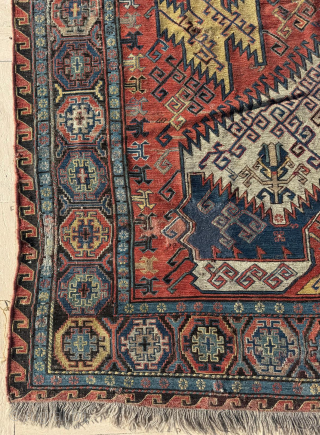 Mid 19th century Dragon Sumac Carpet. Size 220 x 310 cm. Please send me direct mail.
emreaydin10@icloud.com
Instagram - @emreaydinrug