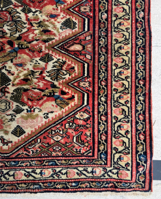 Circa 1880s Melayer Bag. Has thin woven quality. Size 80 x 105 cm. Please send me direct mail.

emreaydin10@icloud.com

Instagram - @emreaydinrug             