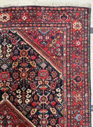 Circa 1900 Mahal Rug. Size 135 x 206 cm. Please send me direct mail.

emreaydin10@icloud.com

Instagram - @emreaydinrug                 